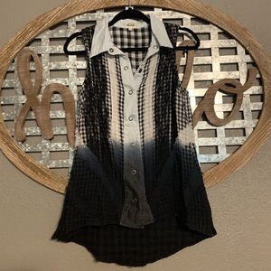 Gimmicks Plaid Button Up
